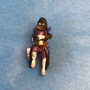 ⛱️2/$5⛱️Fortnight figurine , bundle ⭐️🍀🎉🎁⭐️ sale! Up to 5 lbs,